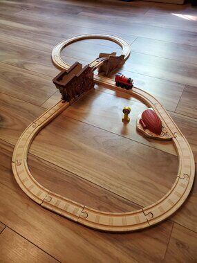 Thomas & Friends Wooden Railway Pirate Ship Figure 8 Set Fisher Price
